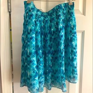 White House Black Market size small skirt